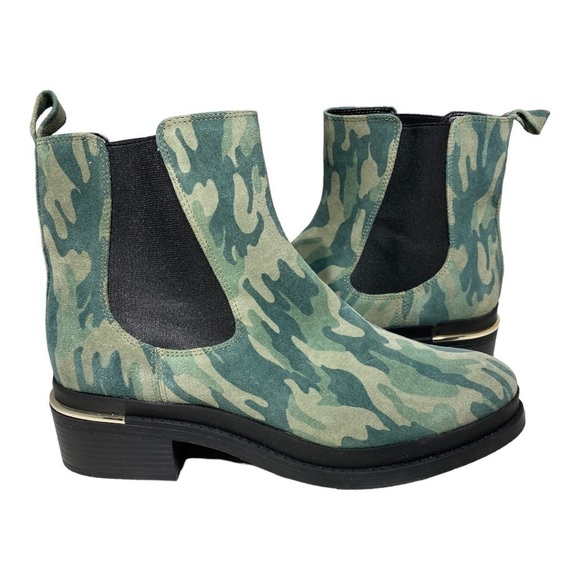 NEW Kenneth Cole NY Levon 2.0 Welt Green Camo Chelsea Ankle Boot - Picture 1 of 13
